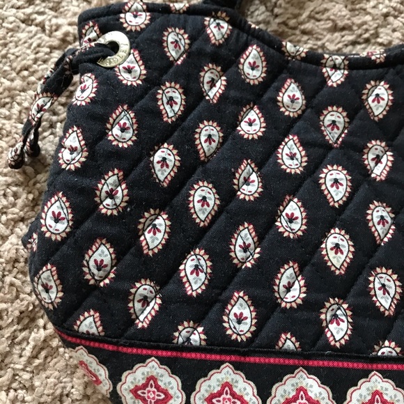 Vera Bradley black and white patterned purse - Picture 3 of 13